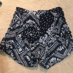 Front open panel shorts